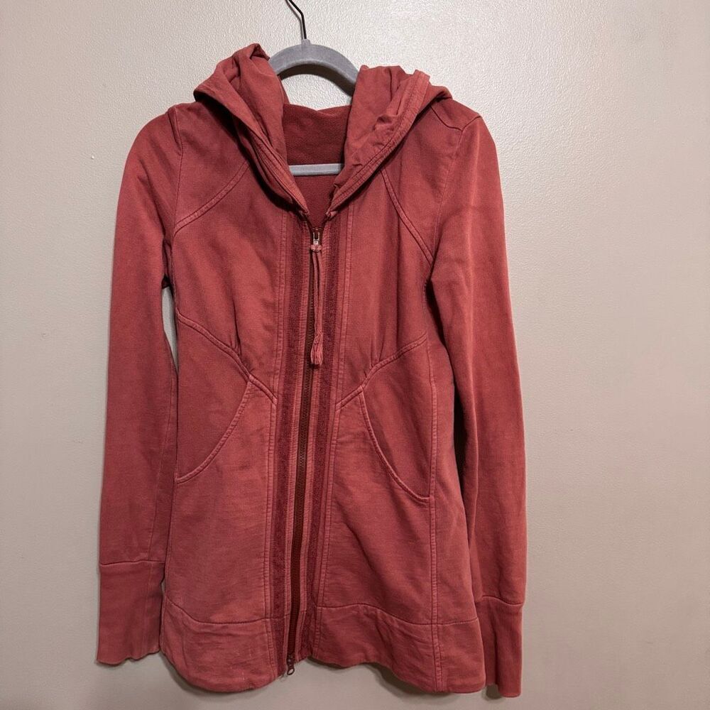 Prairie Underground full zip rust colored sweatshirt size small